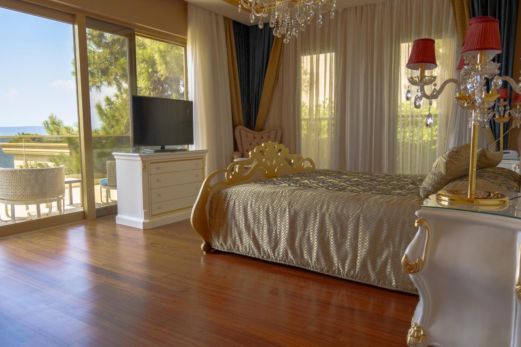 The Plaza Bodrum Torba Bagian luar foto
